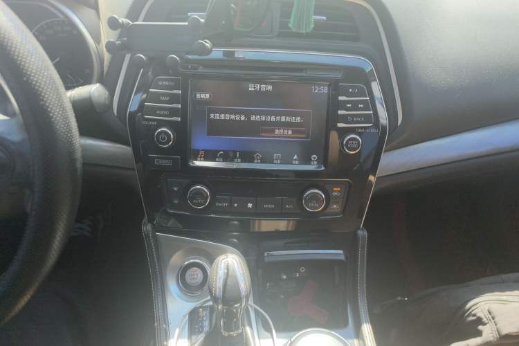 Used Nissan Maxima 2016 2.5L XL Luxury Edition Audio And AC Panel