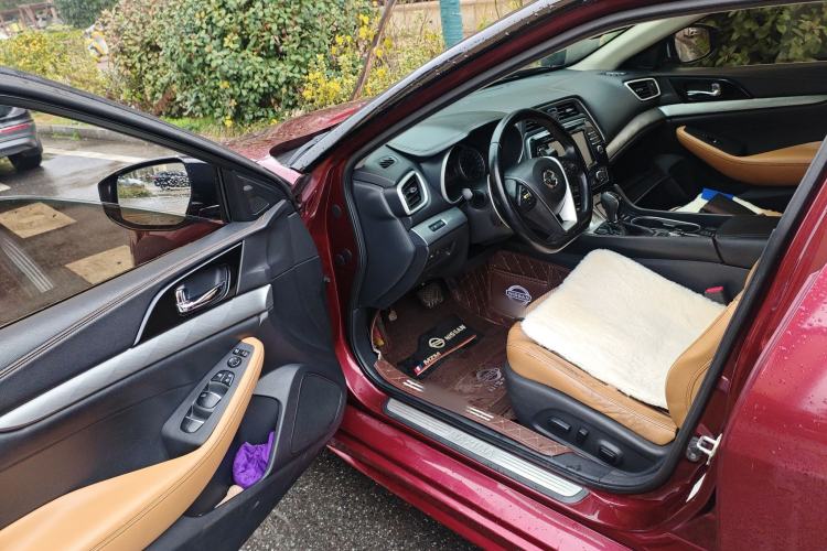 Used Nissan Maxima 2016 2.5L XL Luxury Edition Driver Seat