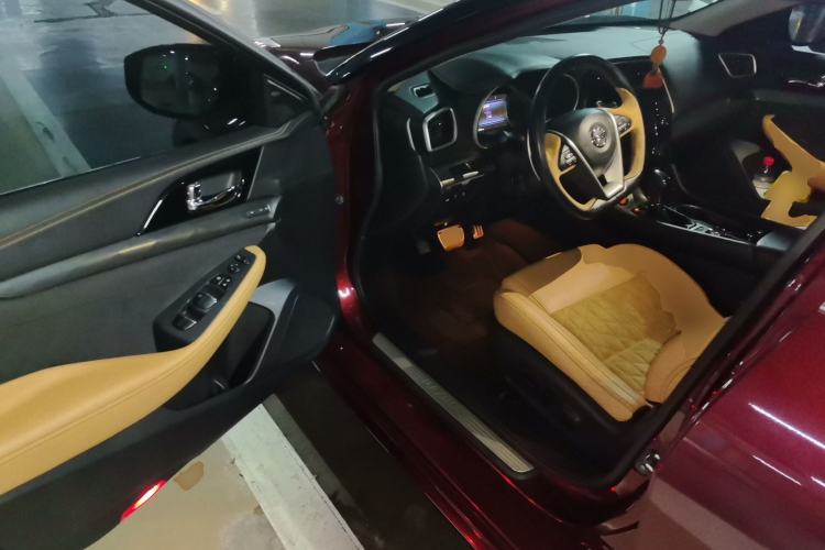 Used Nissan Maxima 2016 2.5L XV Ultimate Edition Driver Seat