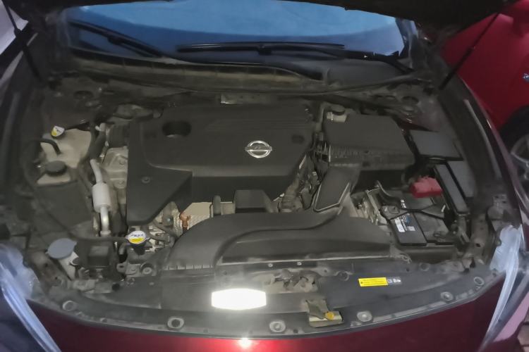 Used Nissan Maxima 2016 2.5L XV Ultimate Edition Engine Bay
