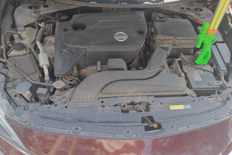 Used Nissan Maxima 2016 2.5L XE Elite Edition Engine Bay