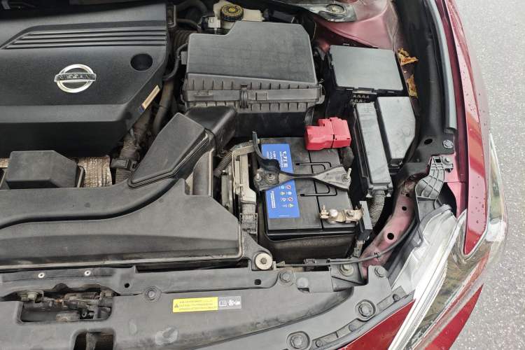 Used Nissan Maxima 2016 2.5L XL Luxury Edition Engine Bay Left