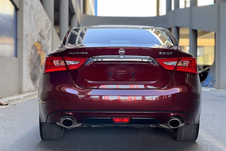Used Nissan Maxima 2016 2.5L XV Ultimate Edition Exterior 3