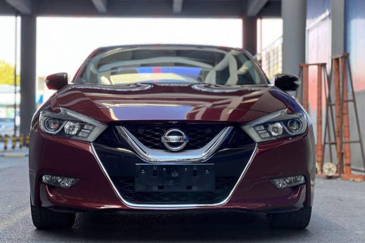 Used Nissan Maxima 2016 2.5L XV Ultimate Edition Exterior 5