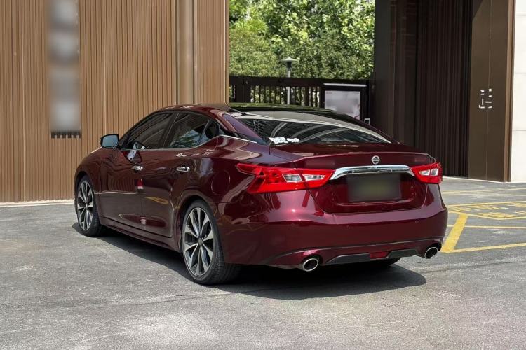 Used Nissan Maxima 2016 2.5L XV Ultimate Edition Exterior 5