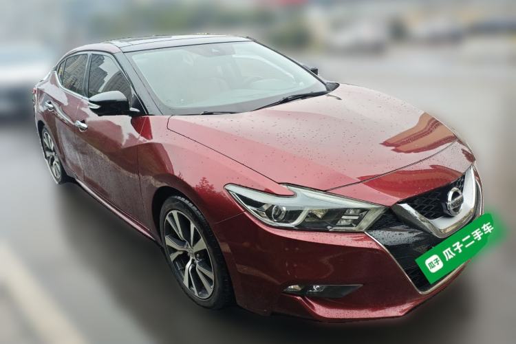 Used Nissan Maxima 2016 2.5L XL Luxury Edition Front Right 45 Deg