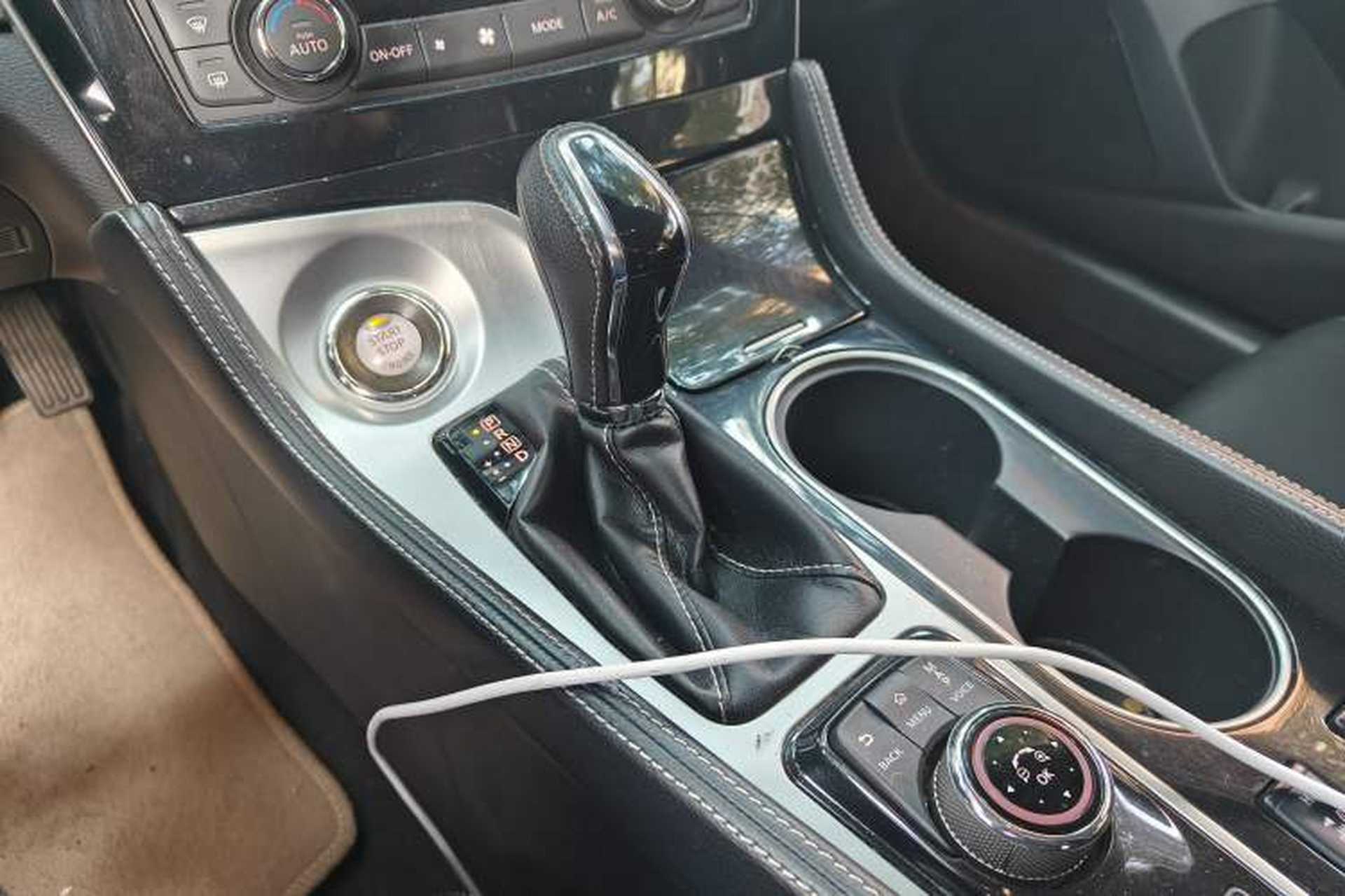 Used Nissan Maxima 2016 2.5L XL Luxury Edition Gear Lever
