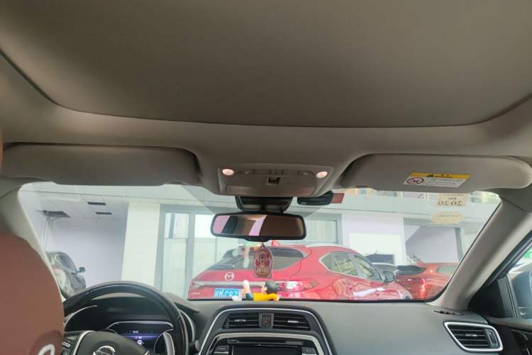 Used Nissan Maxima 2016 2.5L XL Luxury Edition Headliner