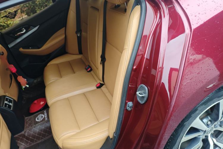 Used Nissan Maxima 2016 2.5L XL Luxury Edition Left Rear Seat