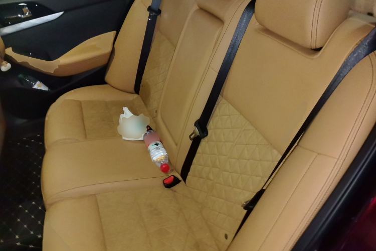 Used Nissan Maxima 2016 2.5L XV Ultimate Edition Left Rear Seat