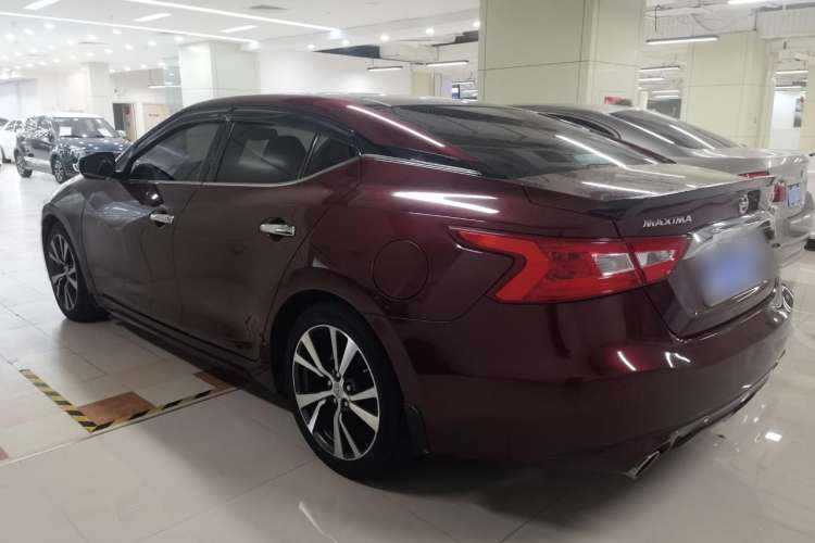 Used Nissan Maxima 2016 2.5L XL Luxury Edition Left Side