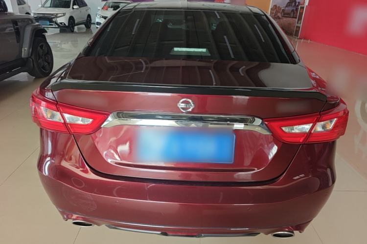 Used Nissan Maxima 2016 2.5L XV Ultimate Edition Rear