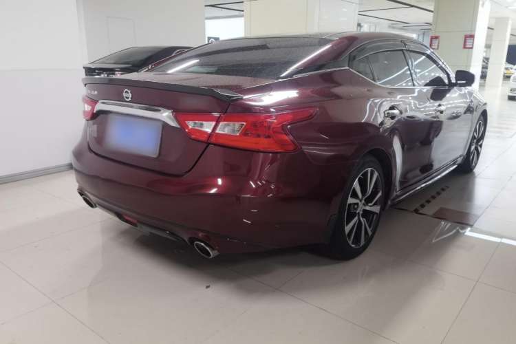 Used Nissan Maxima 2016 2.5L XL Luxury Edition Rear Right 45 Deg