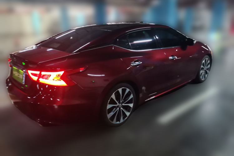 Used Nissan Maxima 2016 2.5L XV Ultimate Edition Rear Right 45 Deg