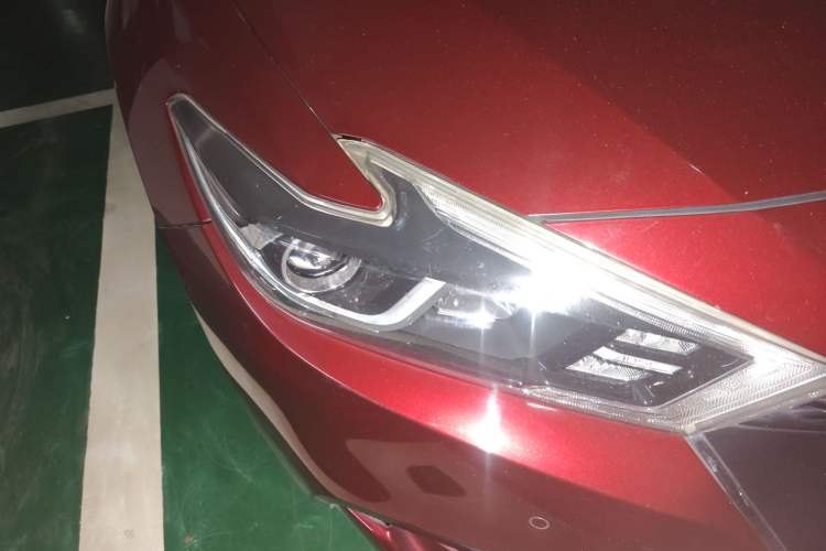 Used Nissan Maxima 2016 2.5L XL Luxury Edition Right Front Headlight