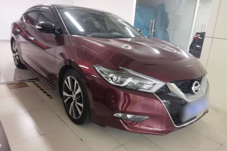 Used Nissan Maxima 2016 2.5L XL Luxury Edition Right Side