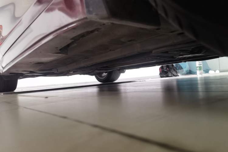 Used Nissan Maxima 2016 2.5L XL Luxury Edition Right Side Sill