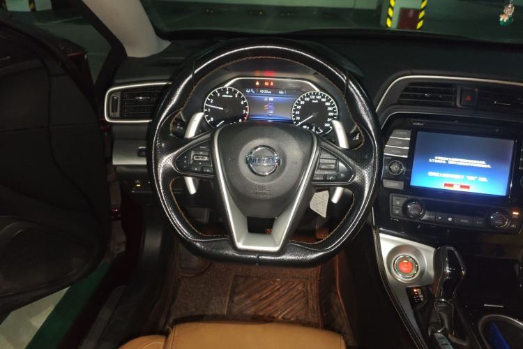 Used Nissan Maxima 2016 2.5L XL Luxury Edition Steering Wheel