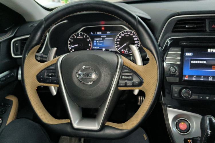 Used Nissan Maxima 2016 2.5L XV Ultimate Edition Steering Wheel