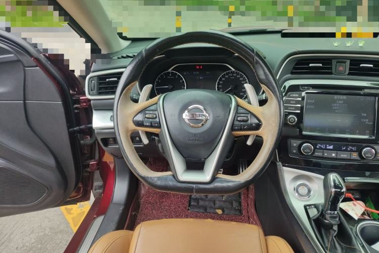 Used Nissan Maxima 2016 2.5L XV Ultimate Edition Steering Wheel