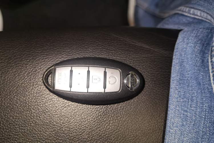 Used Nissan Maxima 2016 2.5L XL Luxury Edition Vehicle Key