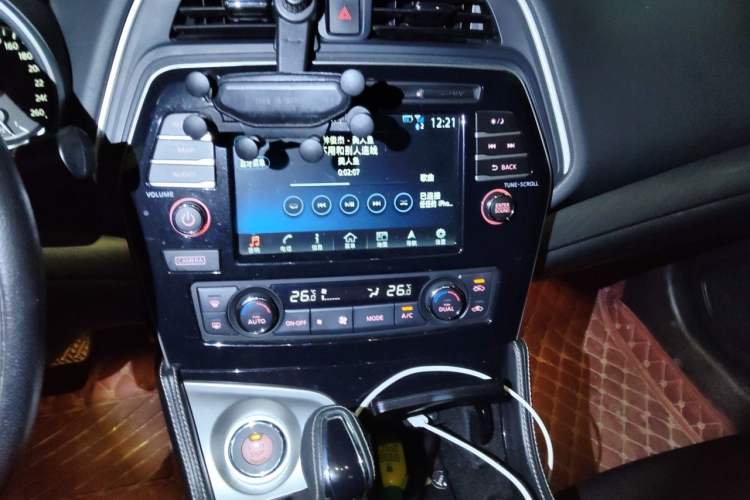 Used Nissan Maxima 2016 2.5L XL Luxury Edition Audio And AC Panel