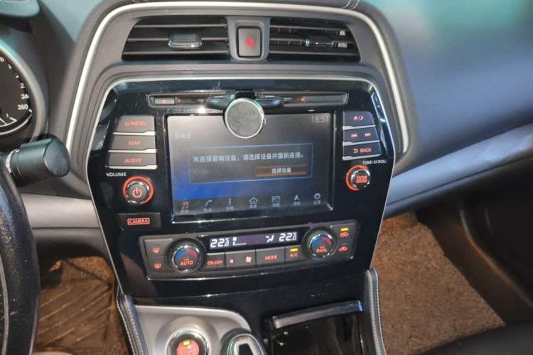 Used Nissan Maxima 2016 2.5L XL Luxury Edition Audio And AC Panel