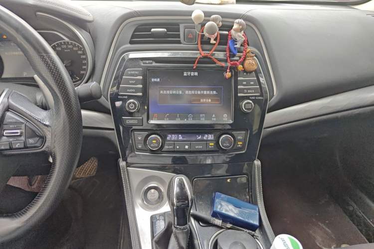 Used Nissan Maxima 2016 2.5L XL Luxury Edition Audio And AC Panel