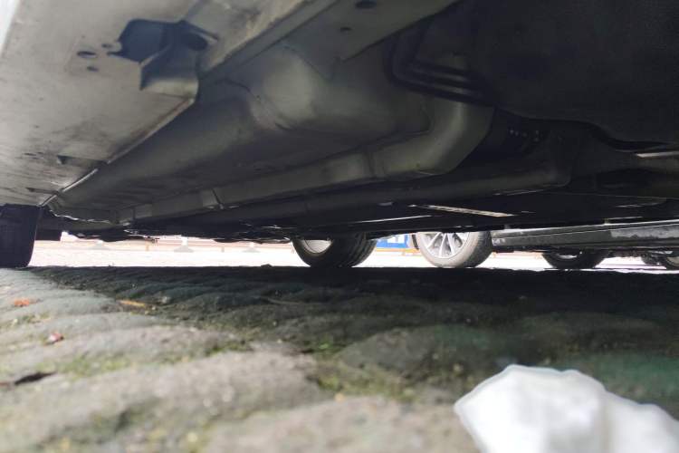 Used Nissan Maxima 2016 2.5L XV Ultimate Edition Chassis Rear Left