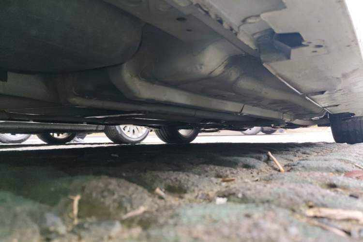 Used Nissan Maxima 2016 2.5L XV Ultimate Edition Chassis Rear Right