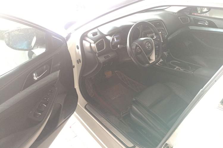 Used Nissan Maxima 2016 2.5L XL Luxury Edition Driver Seat