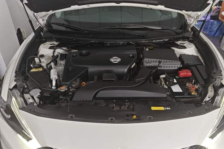 Used Nissan Maxima 2016 2.5L XL Luxury Edition Engine Bay