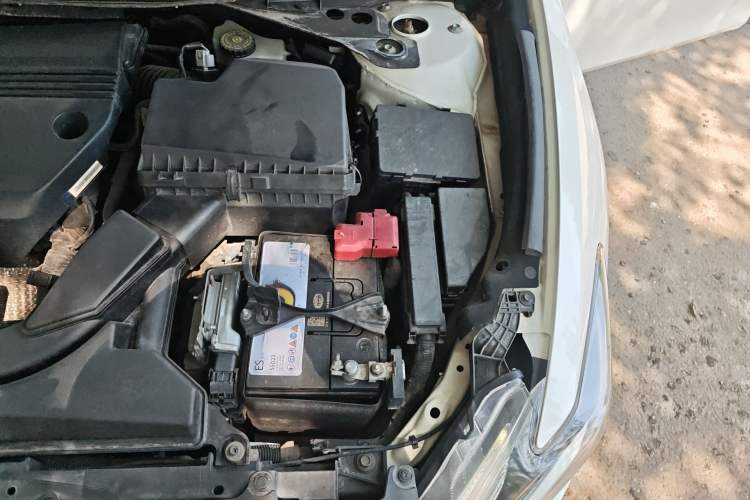 Used Nissan Maxima 2016 2.5L XL Luxury Edition Engine Bay Left