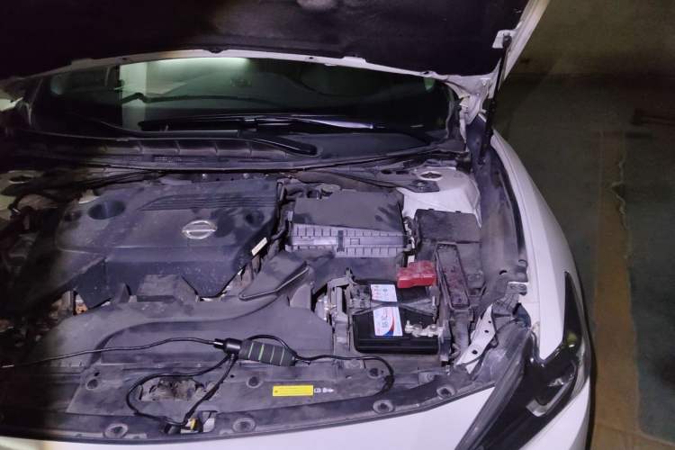 Used Nissan Maxima 2016 2.5L XL Luxury Edition Engine Bay Left