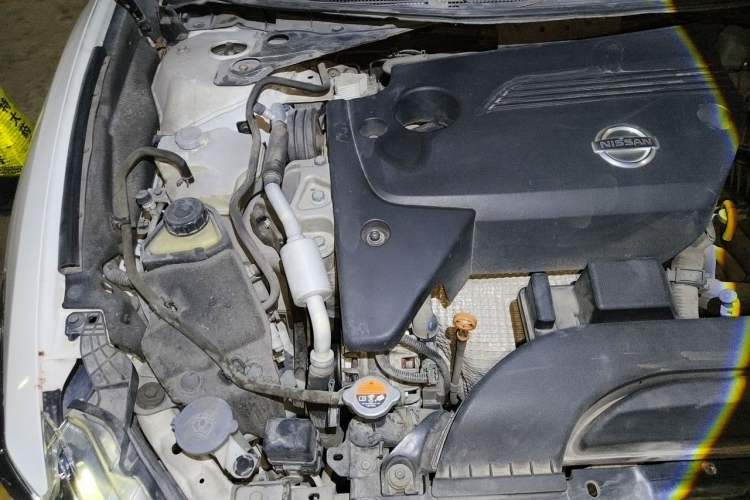 Used Nissan Maxima 2016 2.5L XV Ultimate Edition Engine Bay Right