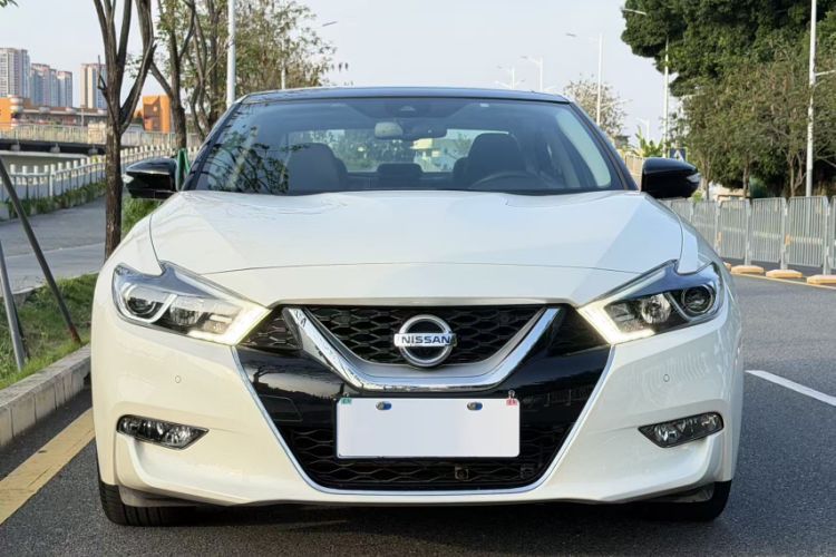 Used Nissan Maxima 2016 2.5L XL Luxury Edition Exterior 2