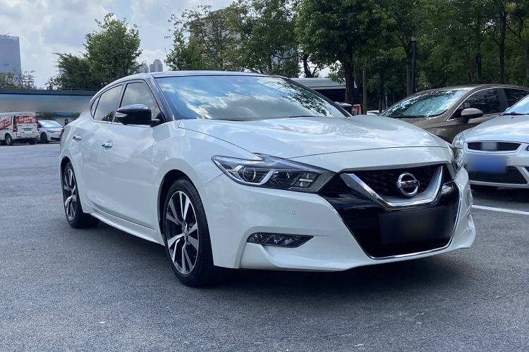 Used Nissan Maxima 2016 2.5L XL Luxury Edition Exterior 2