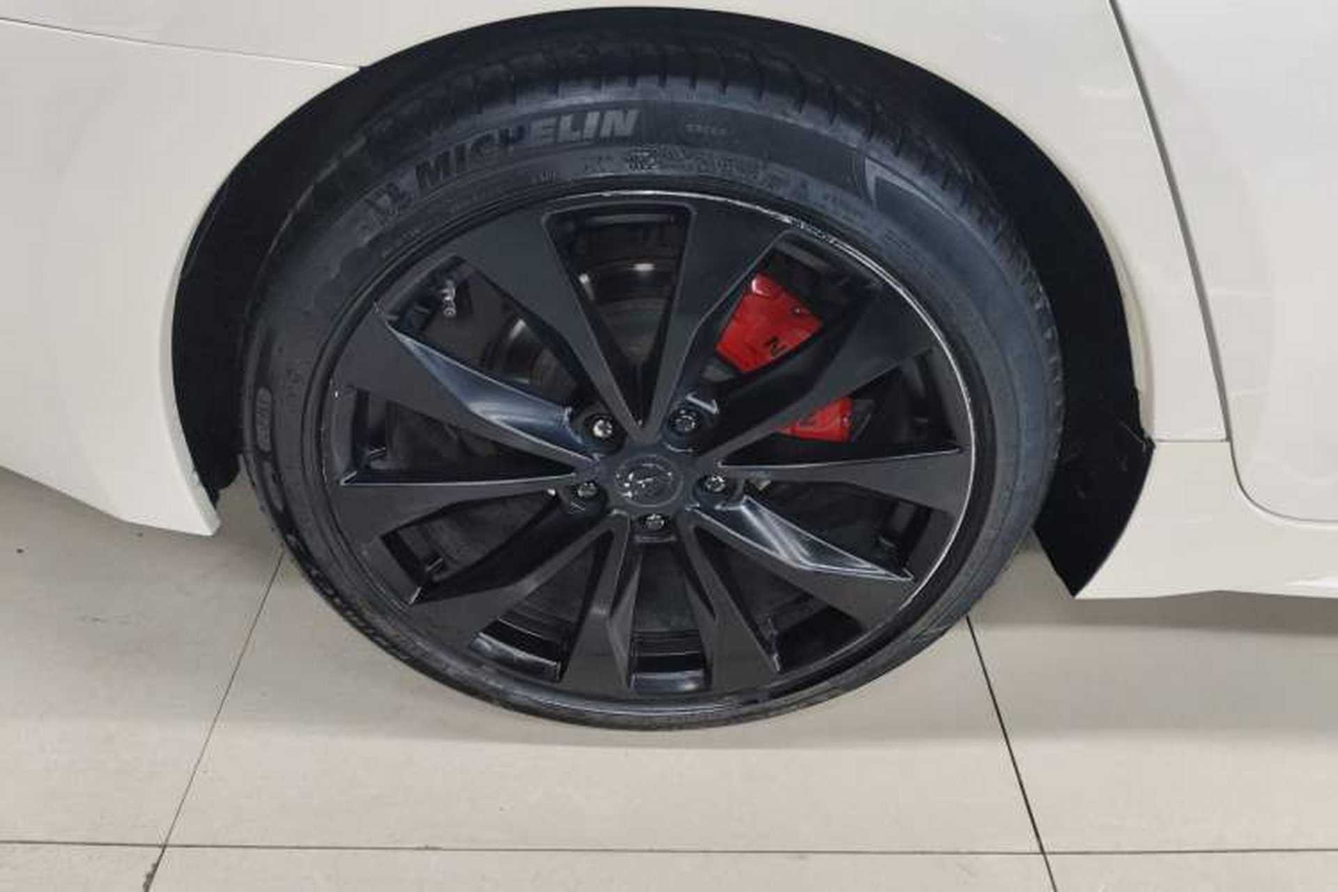 Used Nissan Maxima 2016 2.5L XV Ultimate Edition Exterior 3