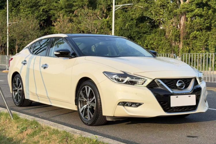 Used Nissan Maxima 2016 2.5L XL Luxury Edition Exterior 3