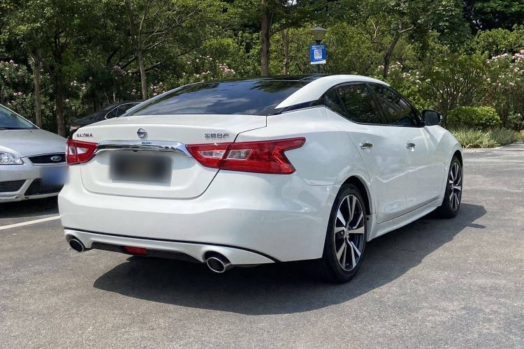 Used Nissan Maxima 2016 2.5L XL Luxury Edition Exterior 4