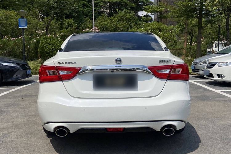 Used Nissan Maxima 2016 2.5L XL Luxury Edition Exterior 5