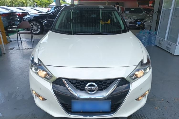 Used Nissan Maxima 2016 2.5L XL Luxury Edition Front