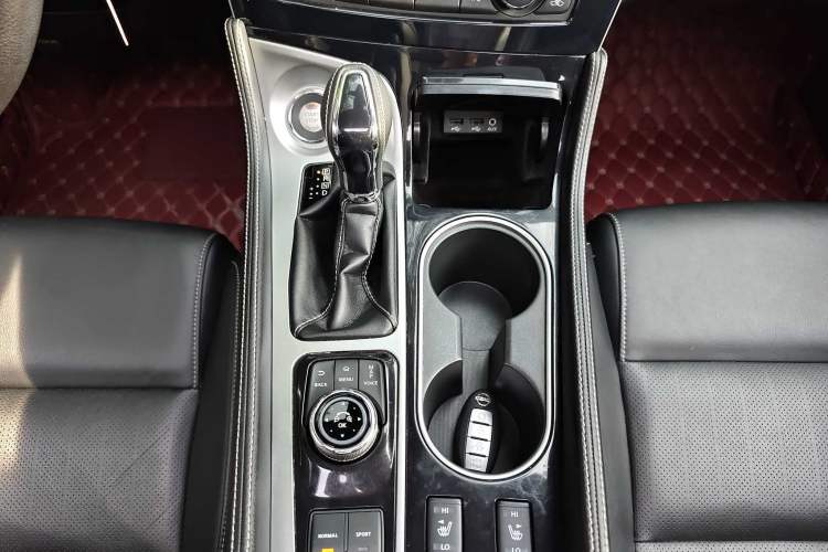 Used Nissan Maxima 2016 2.5L XL Luxury Edition Gear Lever