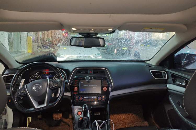 Used Nissan Maxima 2016 2.5L XL Luxury Edition Headliner