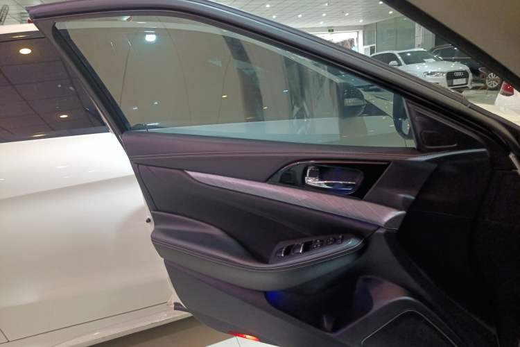 Used Nissan Maxima 2016 2.5L XL Luxury Edition Interior 7