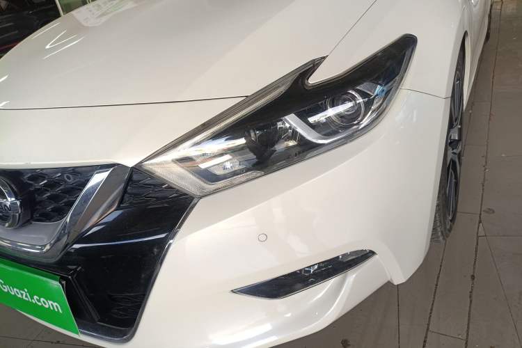 Used Nissan Maxima 2016 2.5L XL Luxury Edition Left Front Headlight