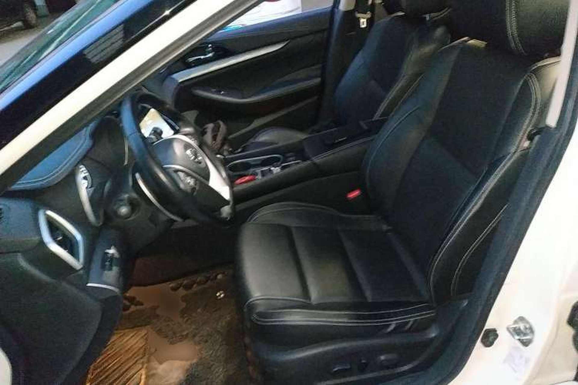 Used Nissan Maxima 2016 2.5L XL Luxury Edition Left Front Seat