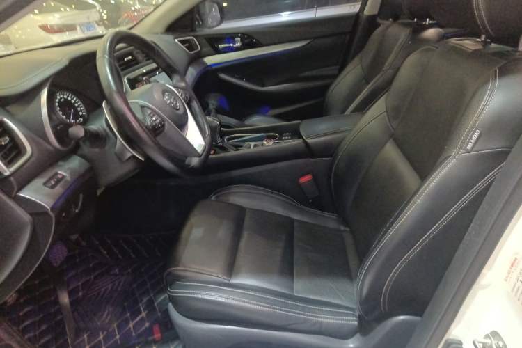 Used Nissan Maxima 2016 2.5L XL Luxury Edition Left Front Seat