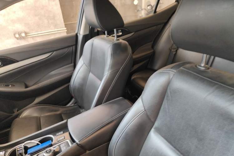 Used Nissan Maxima 2016 2.5L XL Luxury Edition Left Front Seat