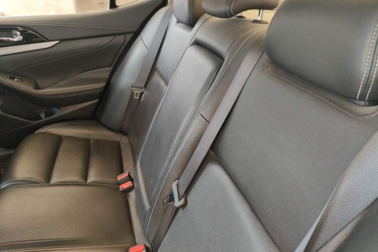 Used Nissan Maxima 2016 2.5L XL Luxury Edition Left Rear Seat